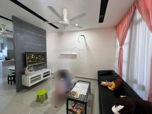 2 Storey For Sale @ Imperial Jade/ Bandar Seri Alam/ Masai/ Renovate 1