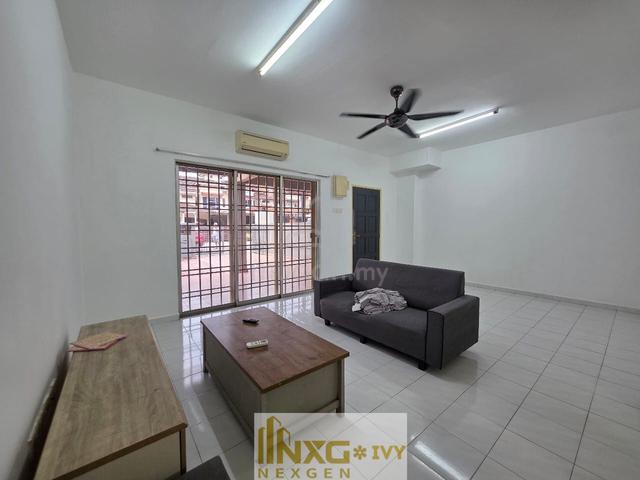 For Rent BANDAR BOTANIC KLANG 2 storey house kitchen extended 1