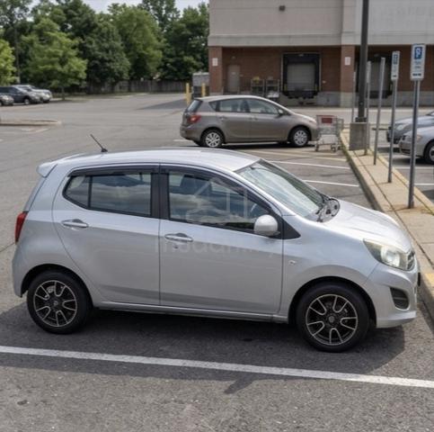 2015 Perodua AXIA 1.0 E MY14 B200 (M) - 2