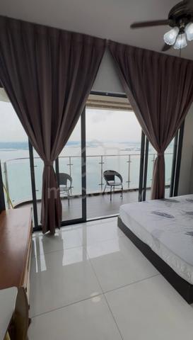 Danga Bay Balcony Room For Rent Bus to CIQ JB 1