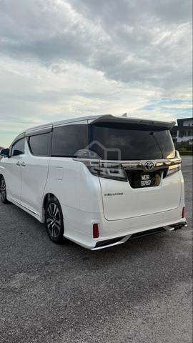 2018 Toyota VELLFIRE 2.5 ZG (A) - 2