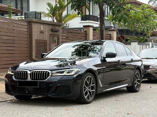 2022 Bmw 530I 2.0 M-SPORT MIL35K KM ONLY F.S.R - 1