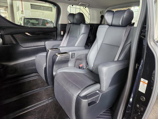 2021 Toyota Alphard SC Rare Blue Color 13,000km - 5