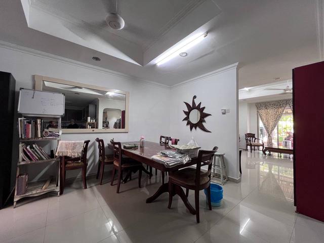 Fully Renovated 2-Storey Terrace House Saujana Utama 3, Sungai Buloh 1