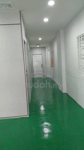 Corner lot 3 storeys shop house 5