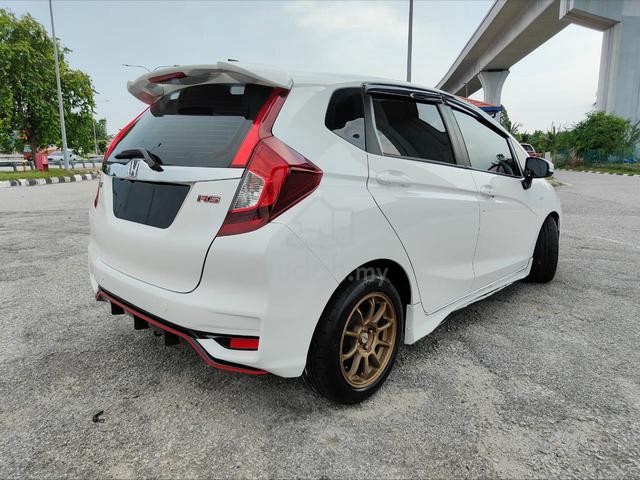 2019 Honda JAZZ 1.5 (A) FL RS KEYLESS ANDROID PLYR - 4
