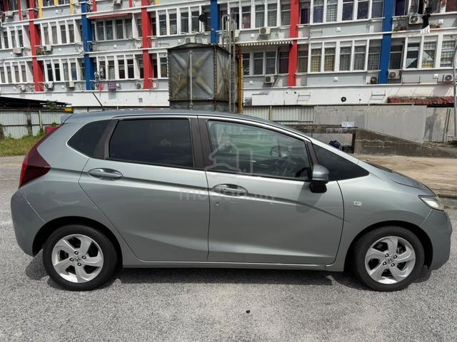 2015 Honda JAZZ 1.5 E (A)FULL LOAN$BACK - 5