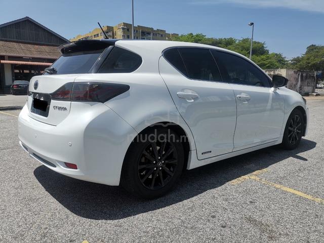 2011 Lexus CT200 1.8 h (HYBRID) (A) - 2