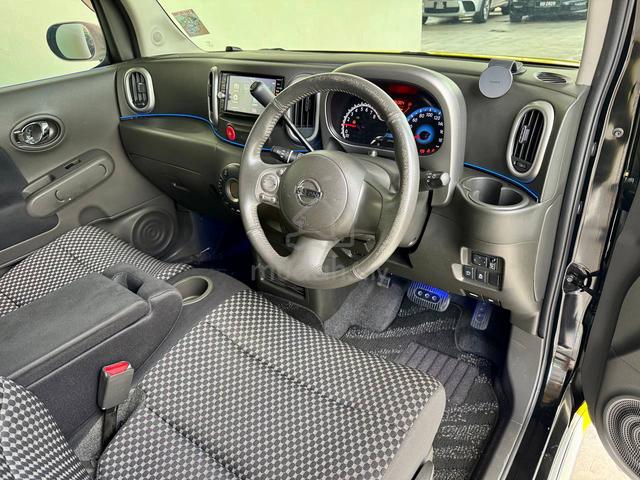 Nissan Cube 1.5 (A) Highly Distinctive Mini MPV - 5