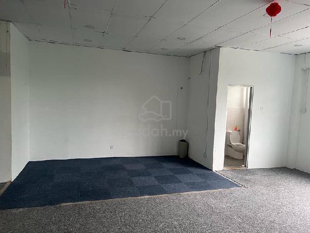 Non Bumi Puchong Taman Mas 1.5sty Link Factory 26x85ft 5