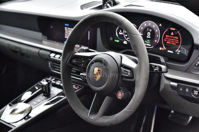2025 Porsche 911 3.6 CARRERA GTS PCCB High Spec - 3