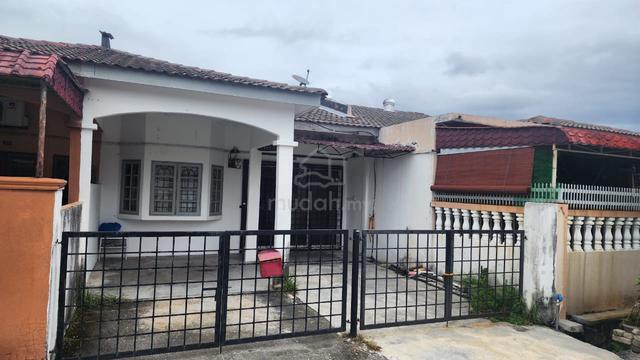 Near Seksyen 7 Bangi- Single  Storey Terrace Taman Kajang Mewah 1