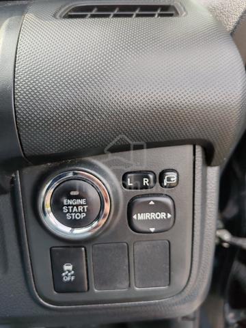 2014/19 Toyota WISH 1.8 S MONOTONE FACELIFT (A) - 5