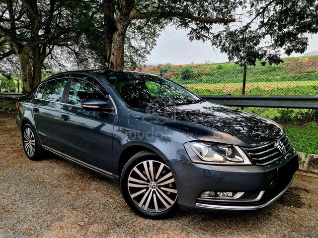 Volkswagen Passat 1.8 TSI Premium 2ElectrikSeat - 1