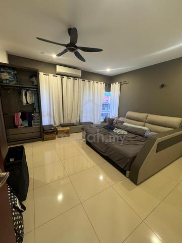 Dekat Masjid Jln Raja Musa + Fully extend Semi D Taman Melur Semenyih 1