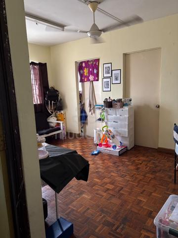 Flat PKNS Seksyen 8 Shah Alam 1