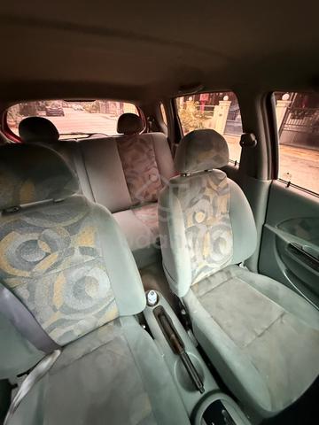 2004 Chevrolet AVEO 1.5 (A) - 5
