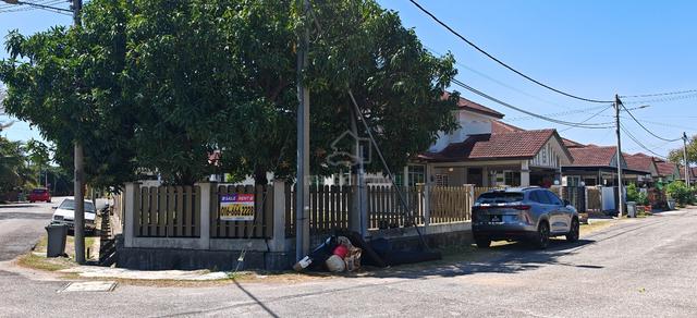 fully renovate 1 stry corner bungalow taman krubong perdana 1
