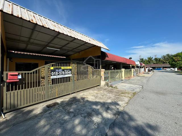 Port Dickson Taman Ria One and Half Storey House for Rent 1