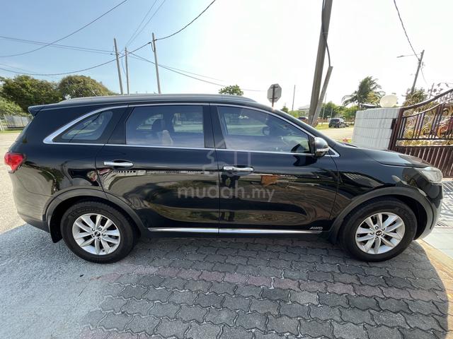 Kia Sorento 2.2D 2017 Diesel Good Condition - 3