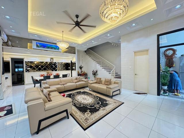 Fully Renovated Furnish 3466sf 3 Sty Semi D Broadleaf Kota Kemuning 1