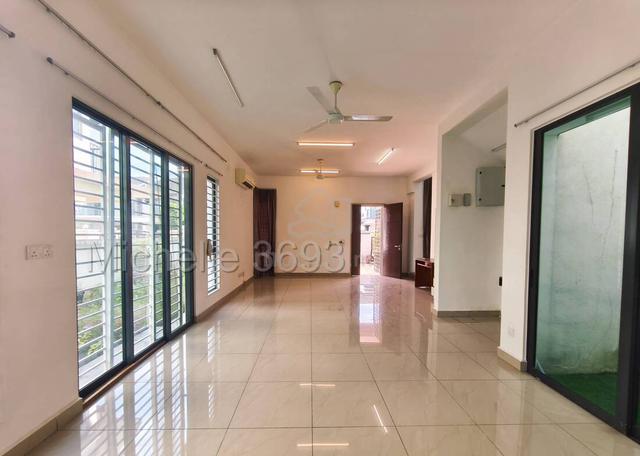 Semi D House @ Bandar Rimbayu /  Saujana Putra - Partly Furnished 1