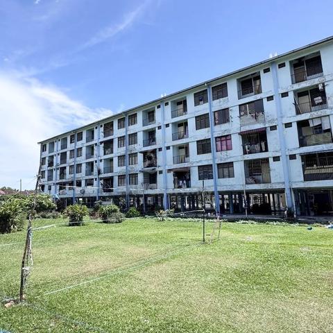 Flat Taman Seri Api Api Pontian 1