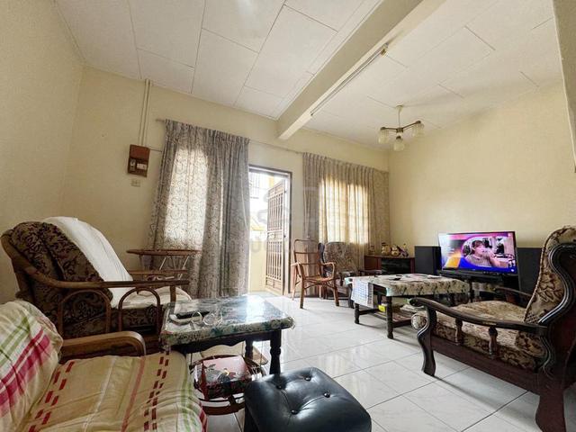 SUPER VALUE 1st Floor Townhouse Taman Kota Laksamana Melaka City 1