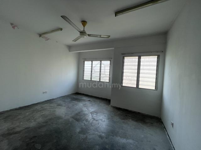 Laman Damai Kepong (Li Garden) 1