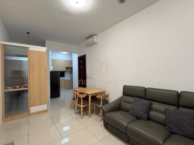 Queens Residences Q1 @ Queens Waterfront 1
