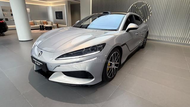 Ready Stocks Brand NEW Denza Z9GT Gogogo - 2