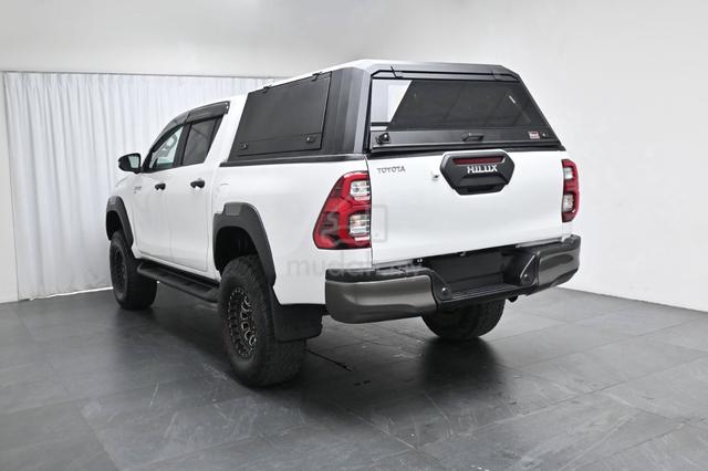 2021 Toyota HILUX 2.8 ROGUE FACELIFT FULL SERVICE - 4