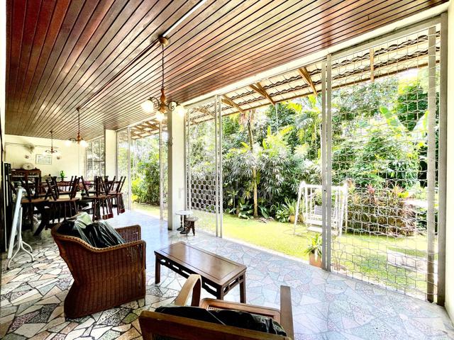 Banglo + End Lot + 10,600 sqt di Seksyen 16 Petaling Jaya 1