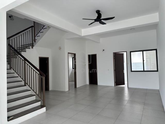 3 Sty House @ Sutera height, Freehold, Guarded, Cheras, Super Cheap 1