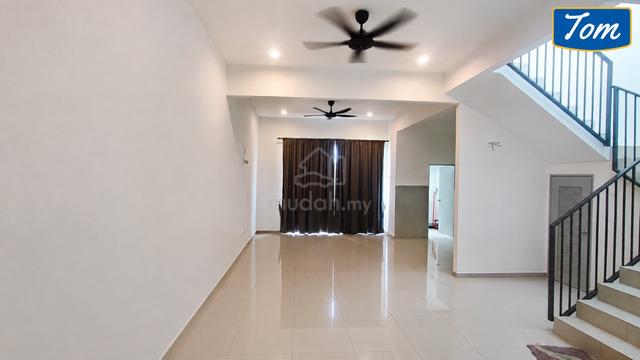 La Casa Lunas For Rent | 4R3B New House | Near Foodcourt & Hi-Tech 1