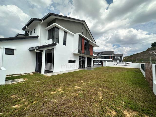 Corner Lot Elmina Green 7 for Rent 1