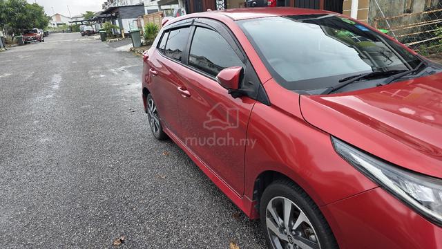 Toyota Yaris 1.5 E spec - 3
