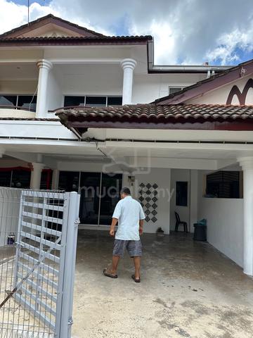 Alor Akar Kuantan 2storey house 1