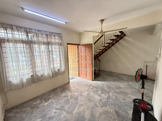 [CHEAP] 2 Storey Terrace Taman Subang Perdana Seksyen U3 Shah Alam 1