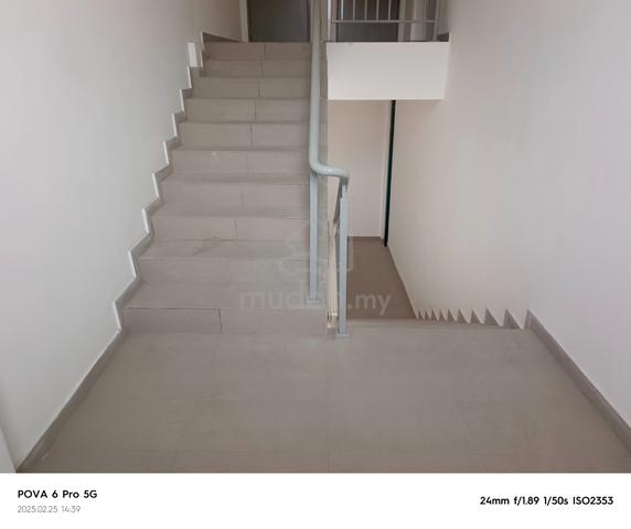 1 1/2 Storey Semi-D Factory For Rent At Nilai.NEGERI SEMBILAN. 4