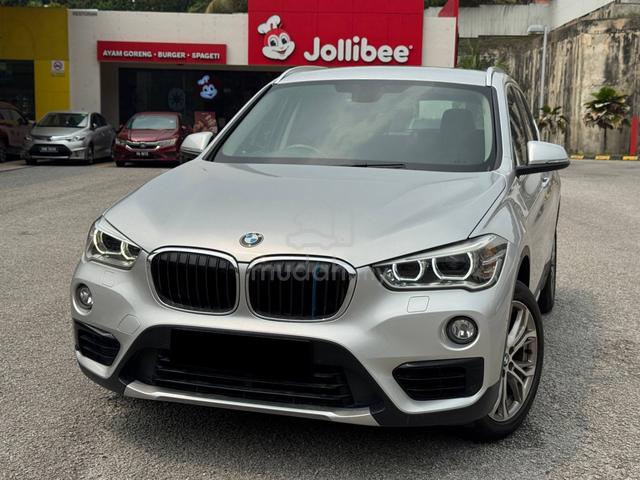 Bmw X1 SPORT POWER BOOT FULL SPEC REVERSE CAM - 2