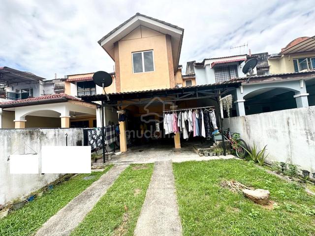 MURAH ! RENOVATED ! Double Storey Terrace Bandar Tasik Puteri Rawang 1