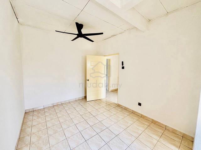 TERMURAH | FREEHOLD | Double Storey Taman Semenyih Permata Semenyih 5