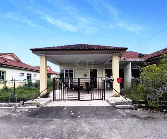 Semi-D Setingkat Leasehold Di Taman Puteri Indah, Kuala Rompin 1