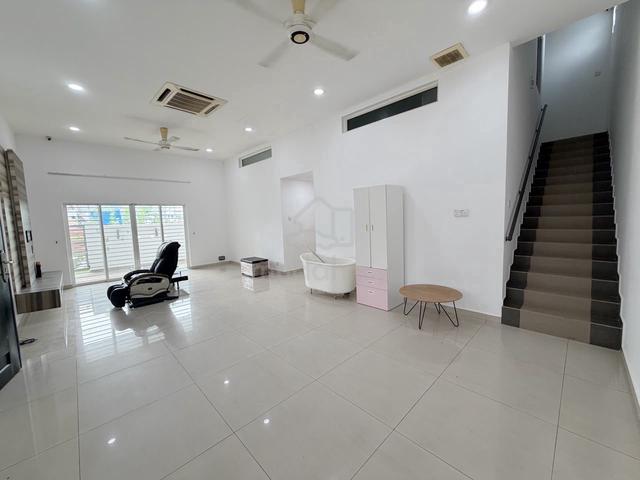 Sd 11, Bandar Sri Damansara, 1.5ty Corner, Freehold, Guarded, Reno 1