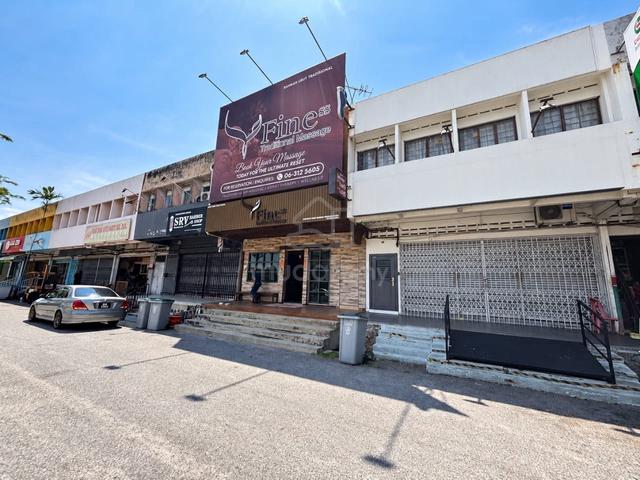 RENOVATED UNIT! Double Storey Shoplot Taman Cheng Baru Taman Merdeka 1