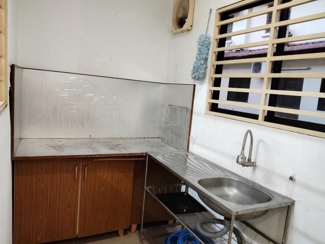 Fully furnished bedrooms for Female at Taman Idaman 5
