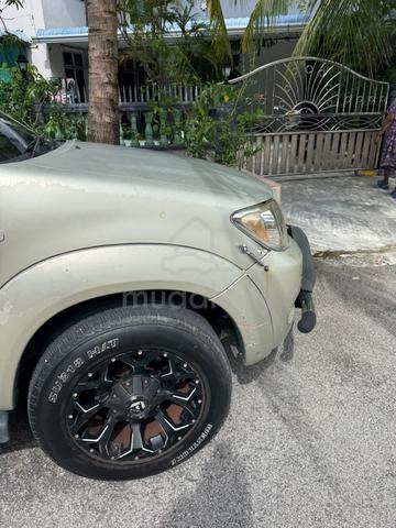 2005 Toyota HILUX 2.5 G (A) - 3