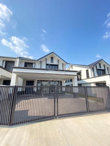 [Below Market] 2 Storey Semi D Hevea Elmina Gardens Denai Alam House 1