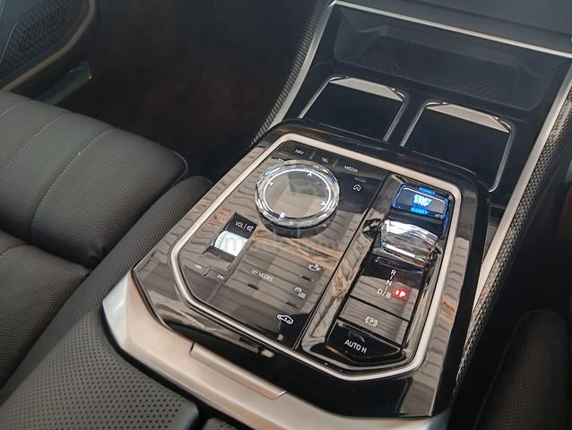 2023 Bmw I7 1.0 XDRIVE60 M SPORT MY23 G70 (A) - 5